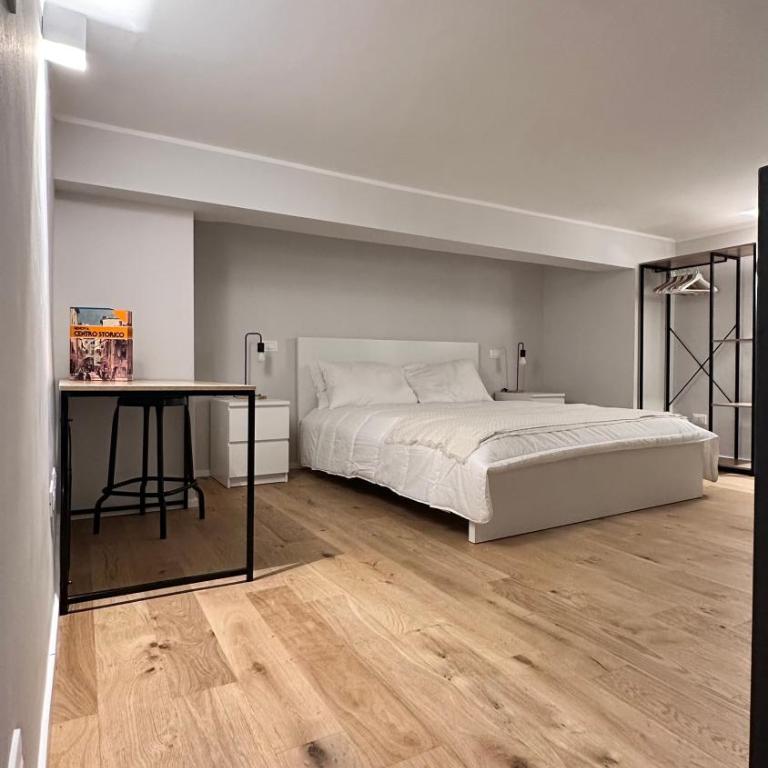Centro Storico Caruggi 2min Acquario Pellicceria Superior Loft Palazzo Rolli - One-Bedroom Apartment - 12