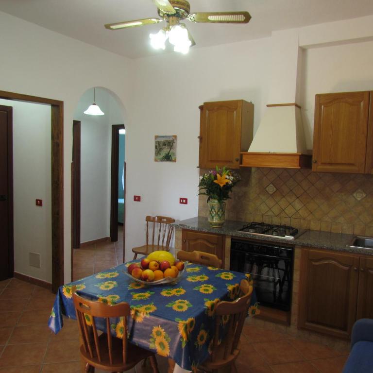 Residence Villalba - Appartamento con 2 Camere da Letto e Patio - 1