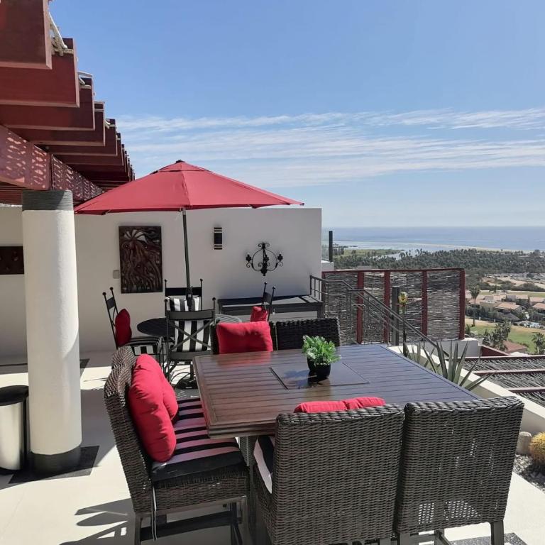 Alegranza Luxury Resort - All Master Suite - Two-Bedroom Apartment - Penthouse - 16