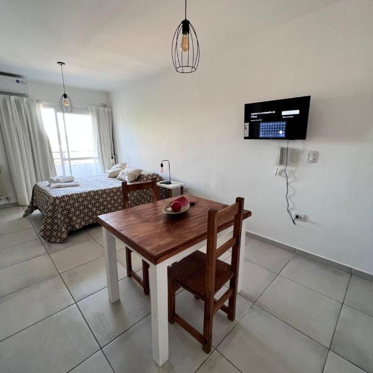 Multi home - One-Bedroom Apartment - 14