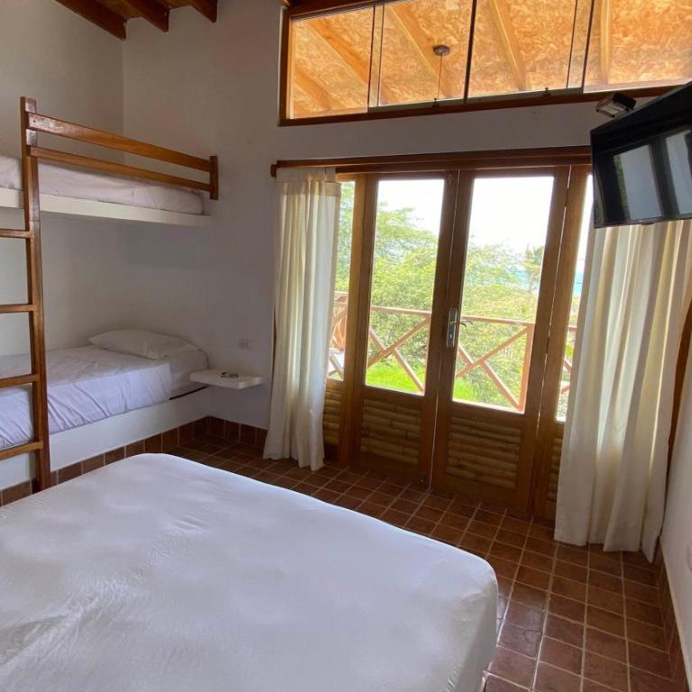 Hotel Casa Vichayo - Quadruple Room with Balcony - 3