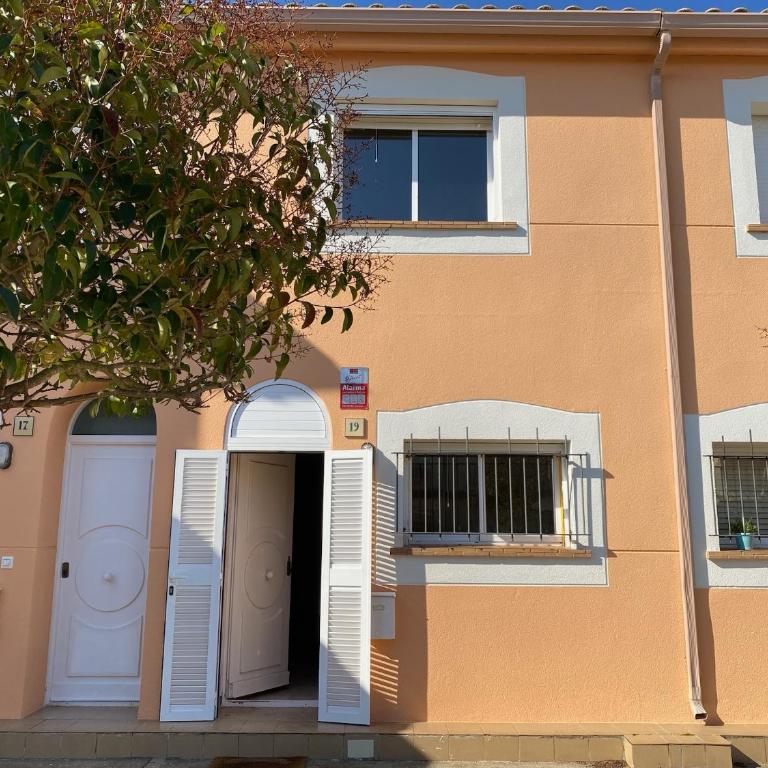 Casa Sobrestany L’Estartit - Two-Bedroom House - 2