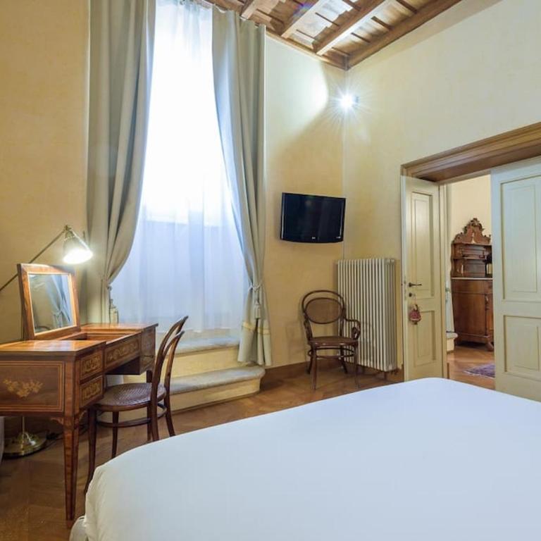 Apartment in a 1400s building in Via dei Coronari Piazza Navona - One-Bedroom House - 5