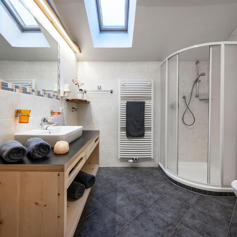 Kircherhof - Two-Bedroom Apartment - 8
