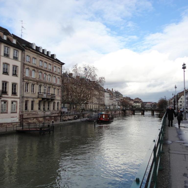 A L'ill - Apparts & Studios Strasbourg Hyper Centre - Appartamento con 2 Camere da Letto e Vista Fiume - 11