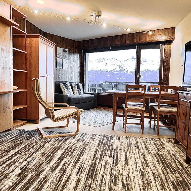 Cosy Studio for 5 near ski lift, Les Gentianes - Studio with Mountain View - 2