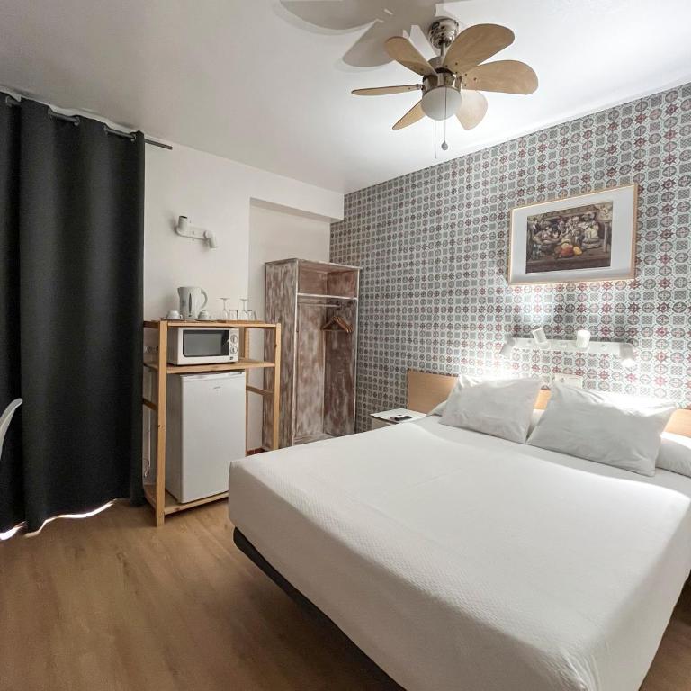 Beatriz Charming Hostal - Habitación Doble Económica - 17