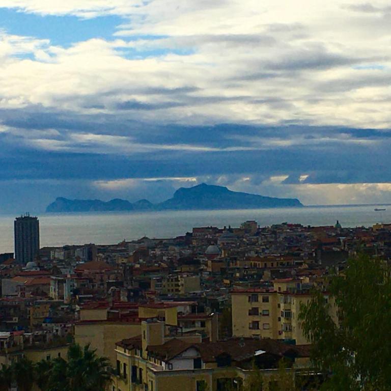 Vico Longo 25 - Ensuit flat in the heart of Naples - Two-Bedroom Apartment - 79