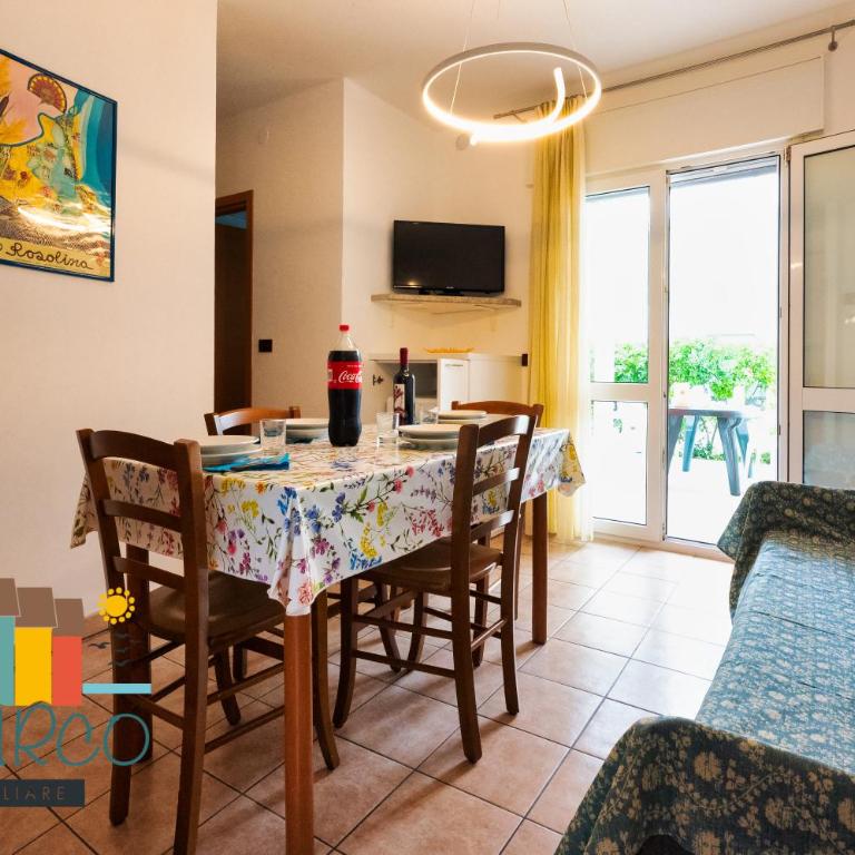 Villa Helen - Apartment with Garden View - 9