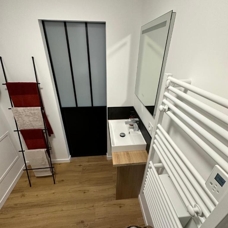 Appartement moderne - 1 chambre - Apartamento de 1 dormitorio - 5