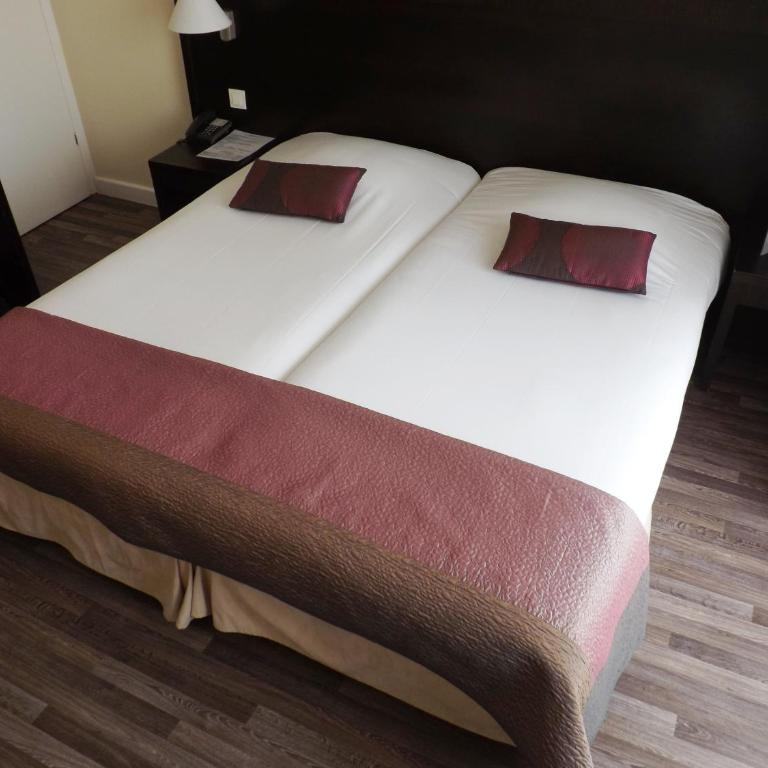 Hôtel Comté de Nice - Chambre Double avec Balcon - 13