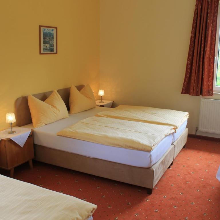 Landhotel Gasthof Eichhof Natters - Doppelzimmer inkl. Frühstück - 1