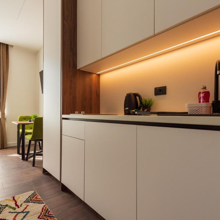Apartments EMERALD Free Garage Parking - Studio - 12