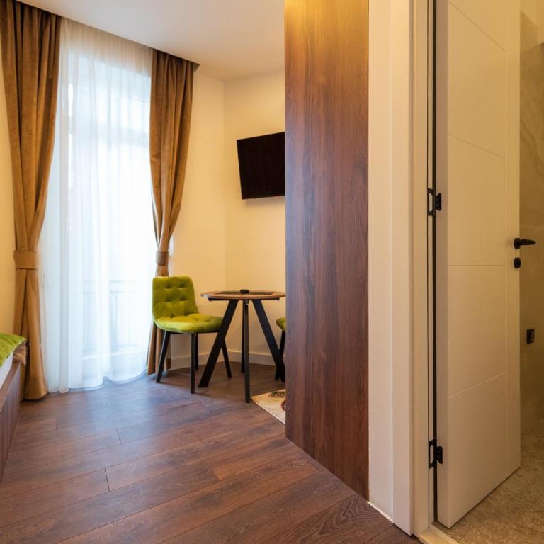 Apartments EMERALD Free Garage Parking - Studio s Pogledom na Vrt - 5