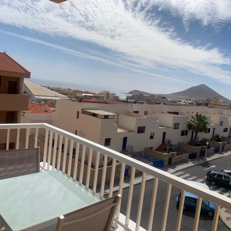 Fantástico piso con piscina y balcón en el Medano - Apartamento de 3 dormitorios - 20