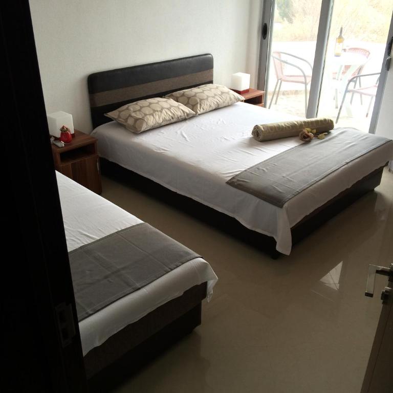 Apartments Perezaj II - Studio with Terrace (3 Adults) - 4