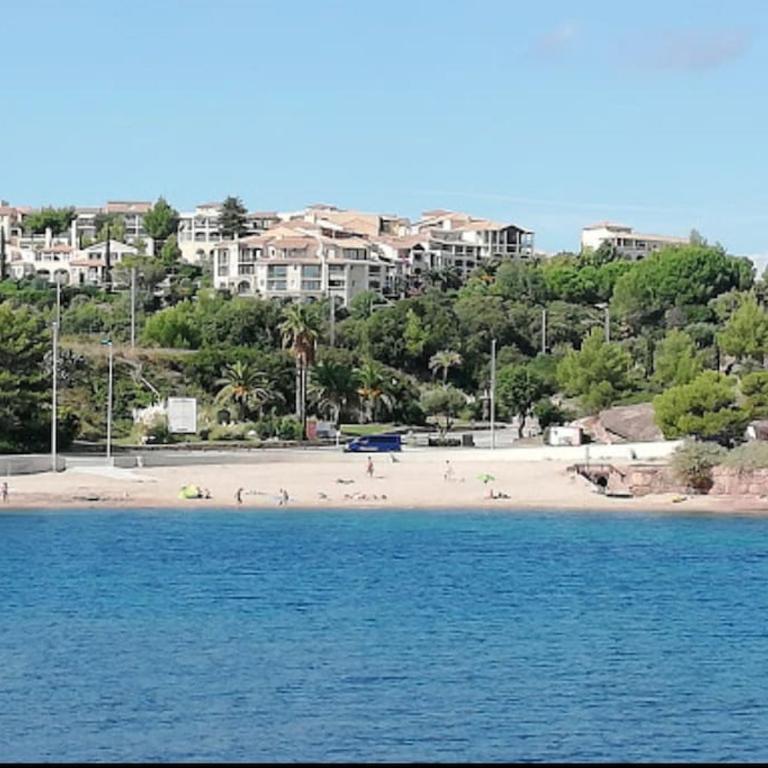Village pierre et vacances cap Estérel, vue mer et Estérel, classé 3 étoiles - Appartement - 23