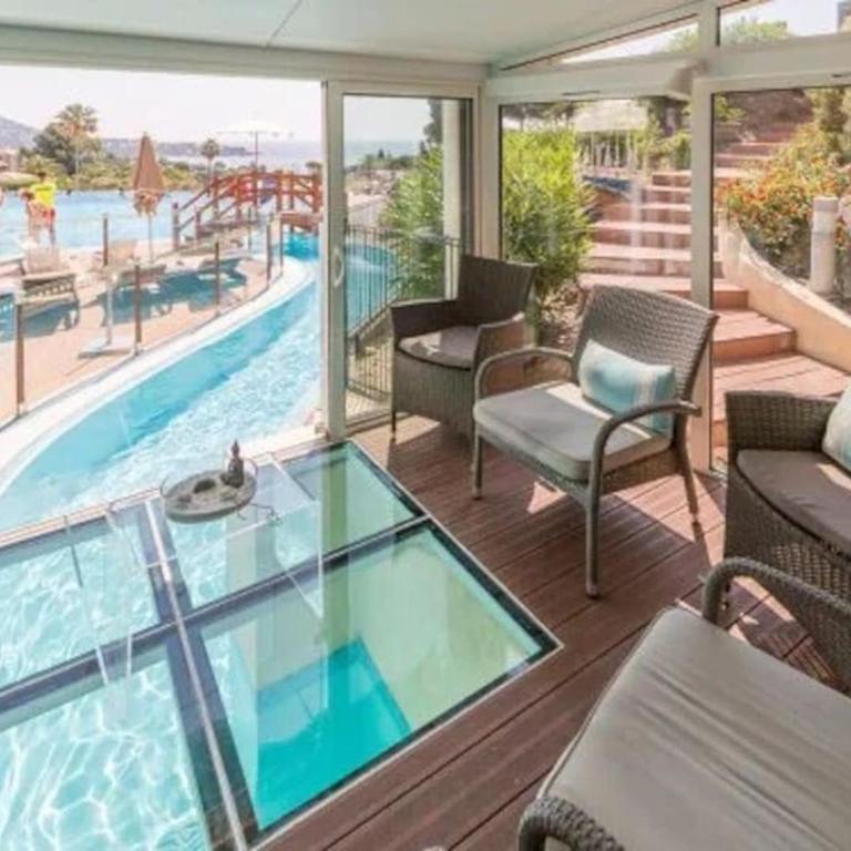 Village pierre et vacances cap Estérel, vue mer et Estérel, classé 3 étoiles - Appartement - 24