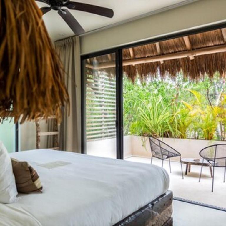 Una Vida - Tropical Room with Terrace - 2