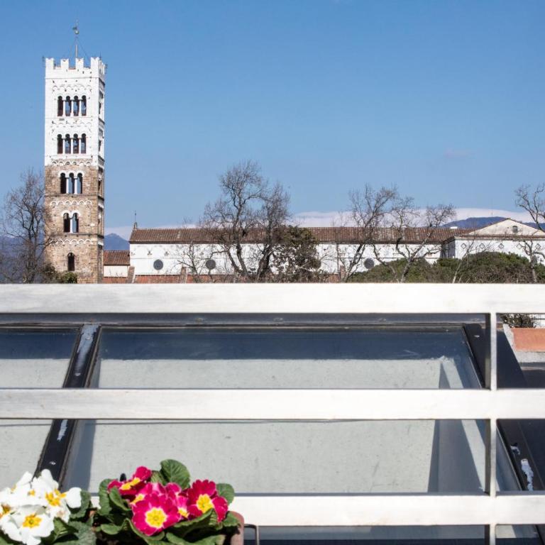 Rooftop Delight with Terrace - Appartamento con Terrazza - 10