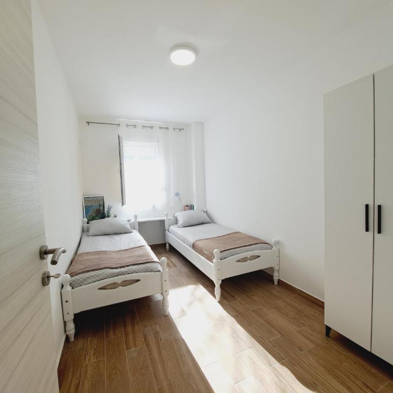Paun apartment - Two-Bedroom Apartment - 23