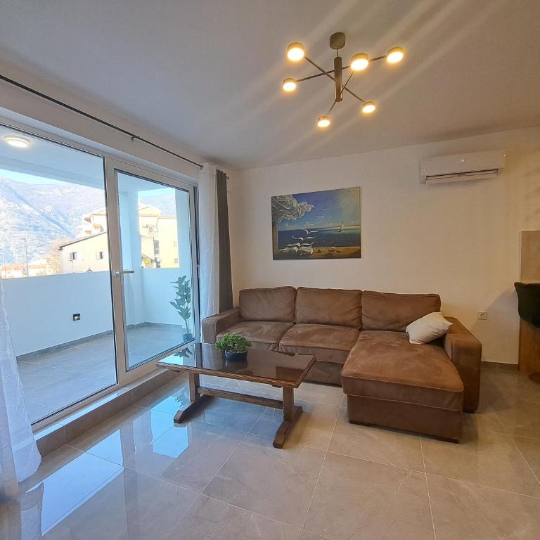 Paun apartment - Two-Bedroom Apartment - 2