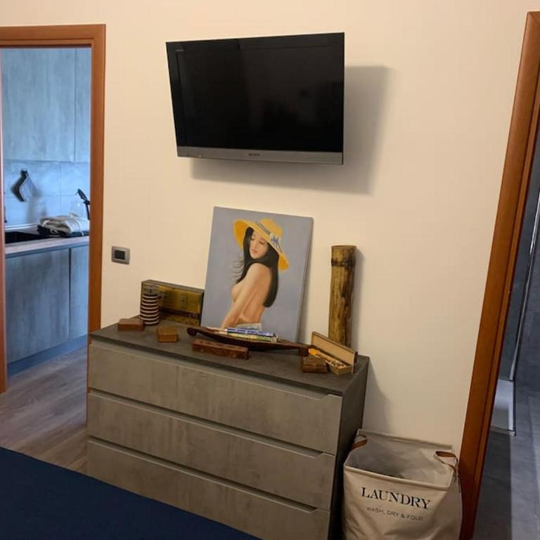 Attico con terrazzo. - Appartamento con 1 Camera da Letto - 6