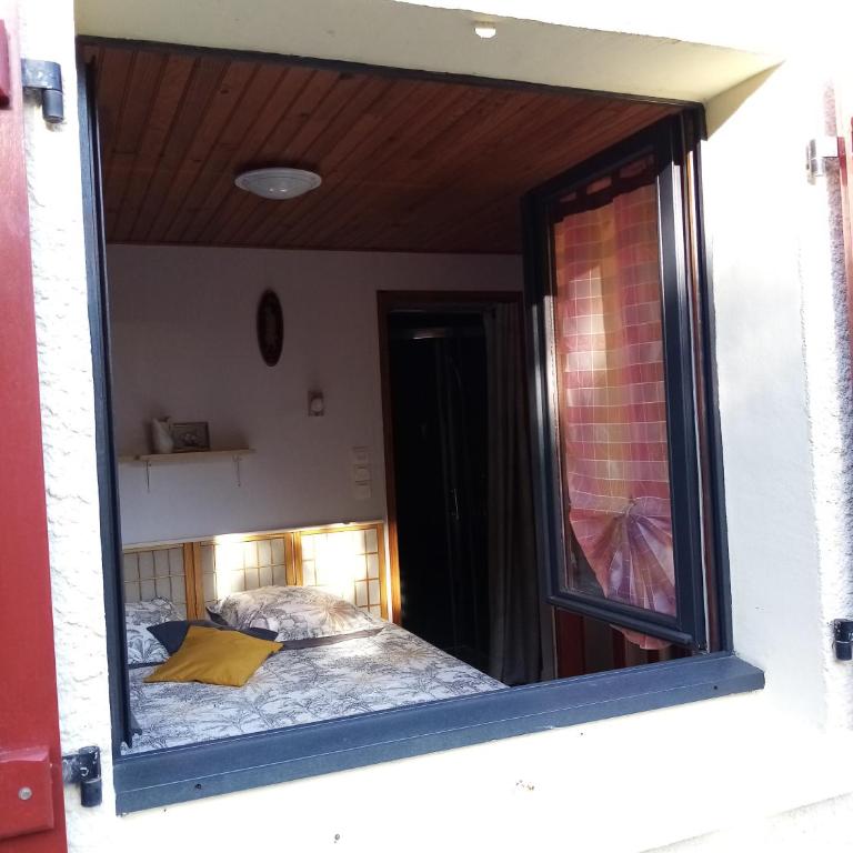 Sous les mimosas - Chambre Double - Vue sur Jardin - 1