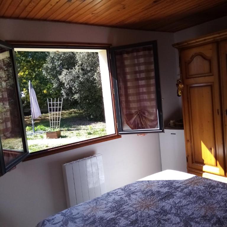 Sous les mimosas - Chambre Double - Vue sur Jardin - 3