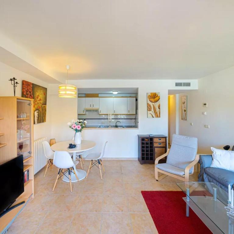 Alborada Golf 3BD - One-Bedroom Apartment - 5