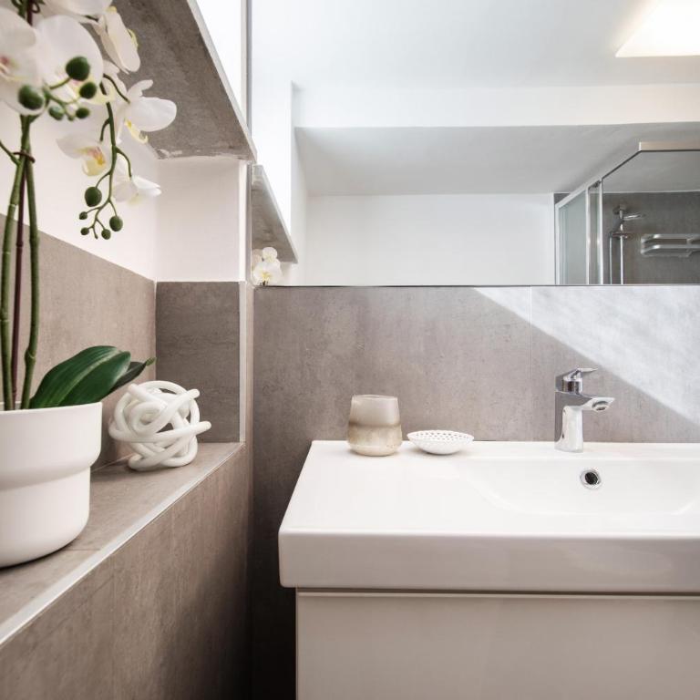Rooftop Delight with Terrace - Appartamento con Terrazza - 52