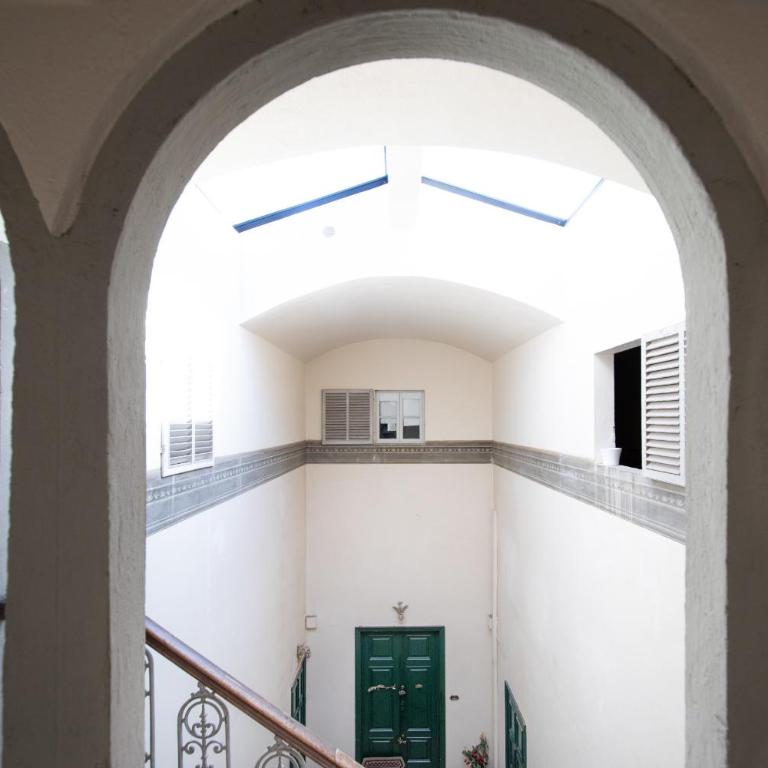 Rooftop Delight with Terrace - Appartamento con Terrazza - 53