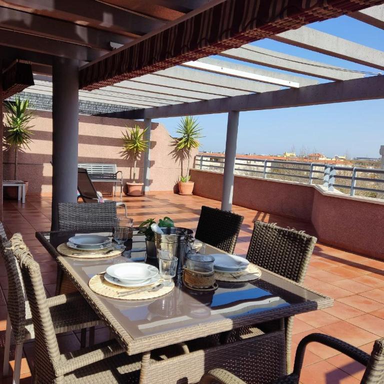 ÁTICO TERRAZA 65m. Playa, piscina, A/C, Wifi - Apartamento - 40