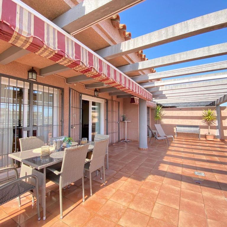 ÁTICO TERRAZA 65m. Playa, piscina, A/C, Wifi - Apartamento - 9
