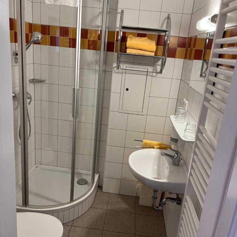 Kloster Wernberg - Gemischter Schlafsaal mit 6 Betten - 3