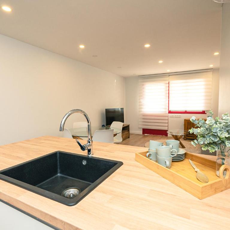 URBANIZACION CON PISCINA ARNELAS SANXENXO - Apartamento con terraza - 15