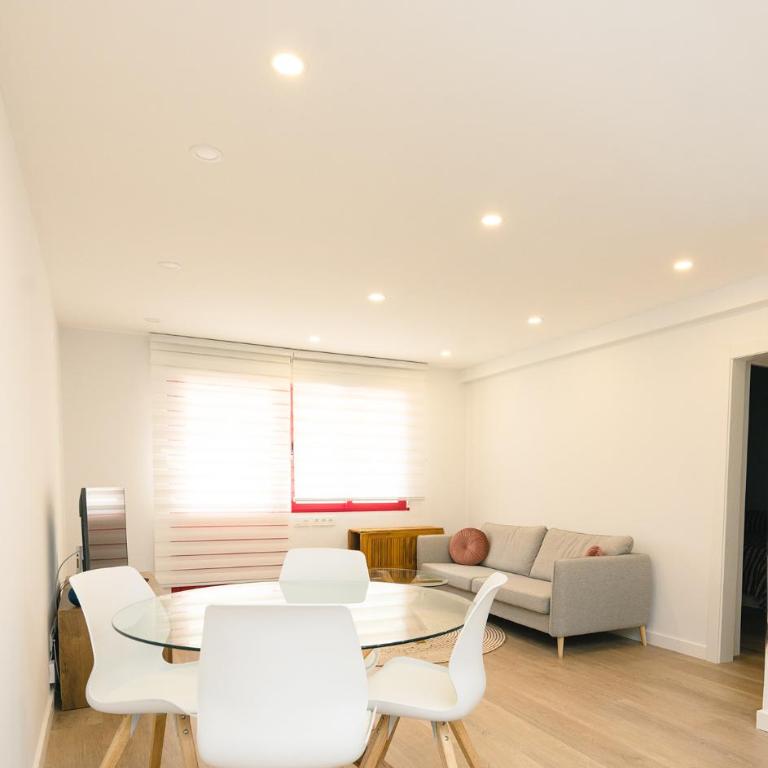 URBANIZACION CON PISCINA ARNELAS SANXENXO - Apartamento con terraza - 12