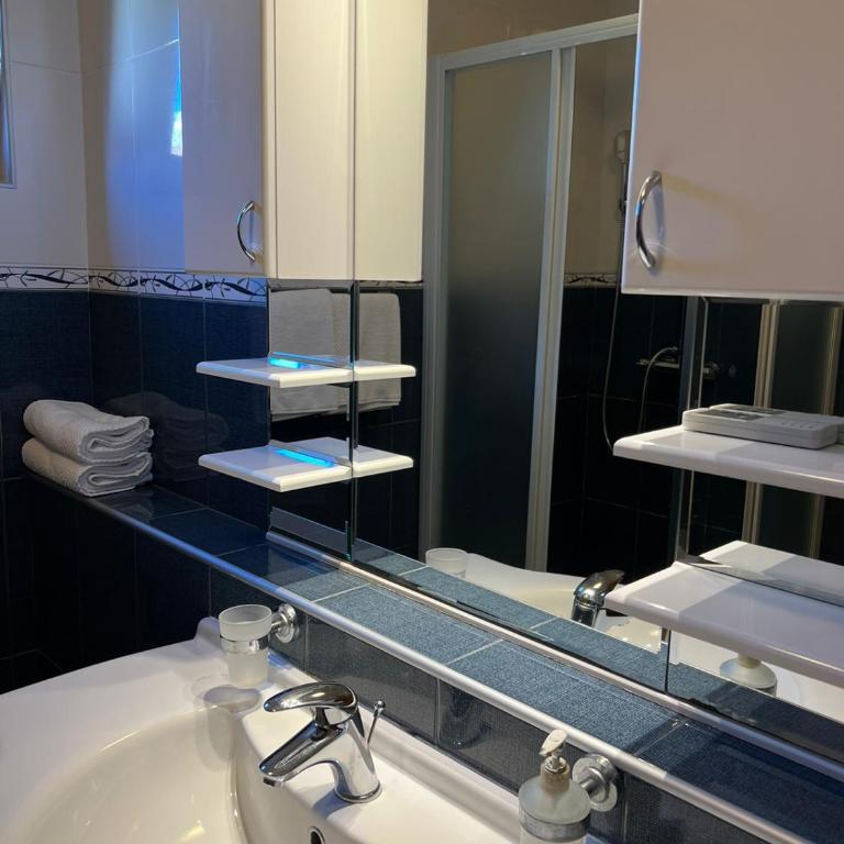 Apartments Radulovic - Apartment mit 1 Schlafzimmer und Terrasse - 13
