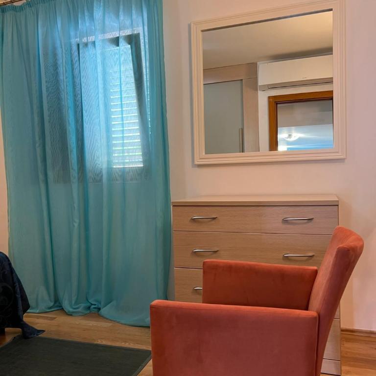 Apartments Radulovic - Apartment mit 1 Schlafzimmer und Terrasse - 16