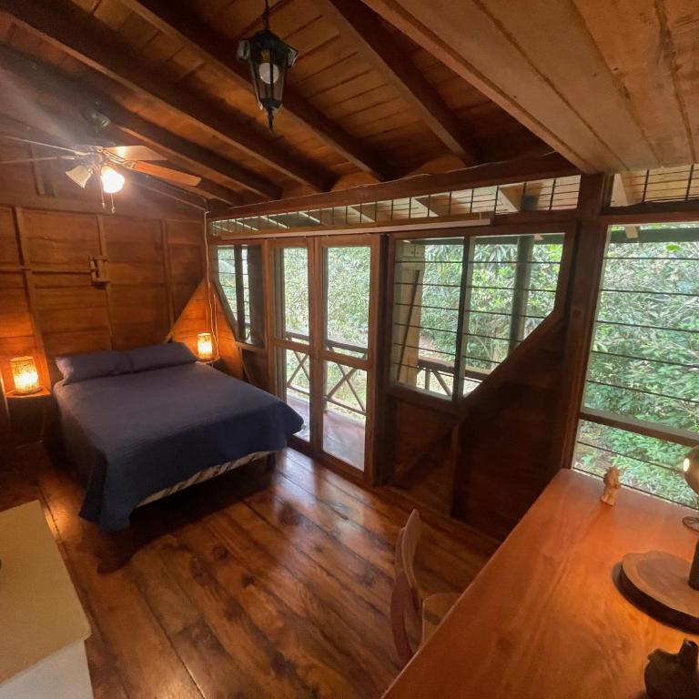 Caoni riverside Lodge - Four-Bedroom House - 32