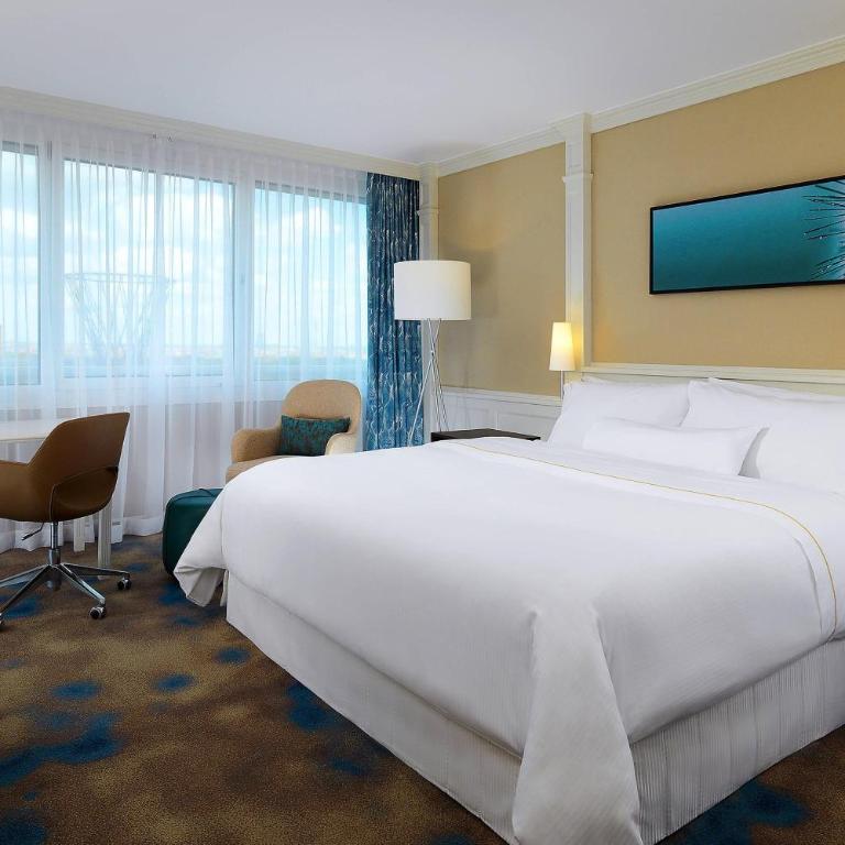 The Westin Grand Munich - Bayerisches Zimmer mit Kingsize-Bett - 2