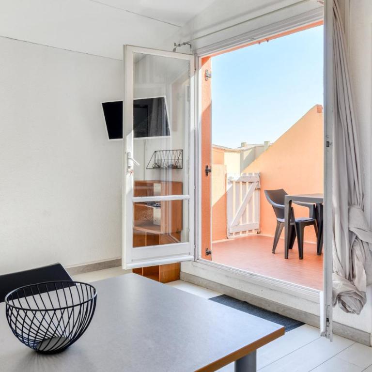 Les 4 Soleils- 16AB- Studio moderne- 4pers - Studio - 2