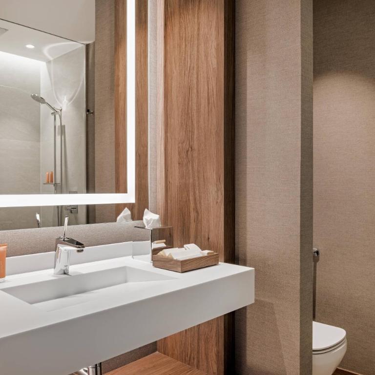 Círculo Gran Vía, Autograph Collection (Adults Only) - King Room - 4