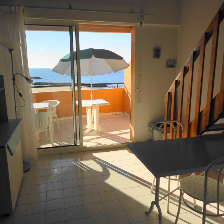 SAVANNA BEACH I Joli T3 mezzanine vue mer piscine Cap d'Agde - Apartment mit 3 Schlafzimmern - 2