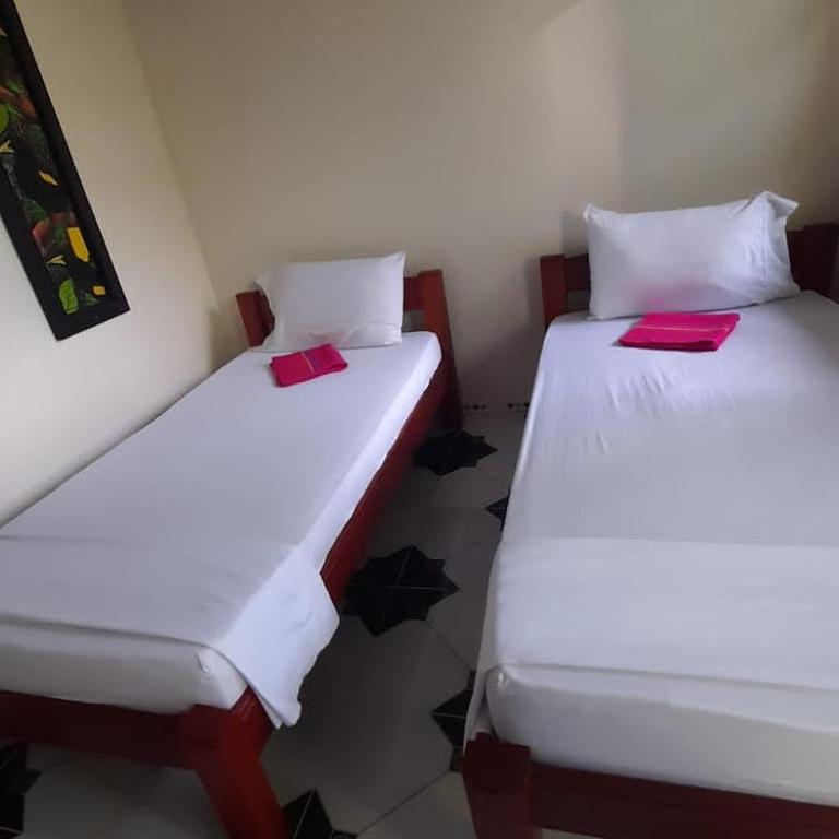 Wikungo Hotel - Habitación Doble Deluxe - 8