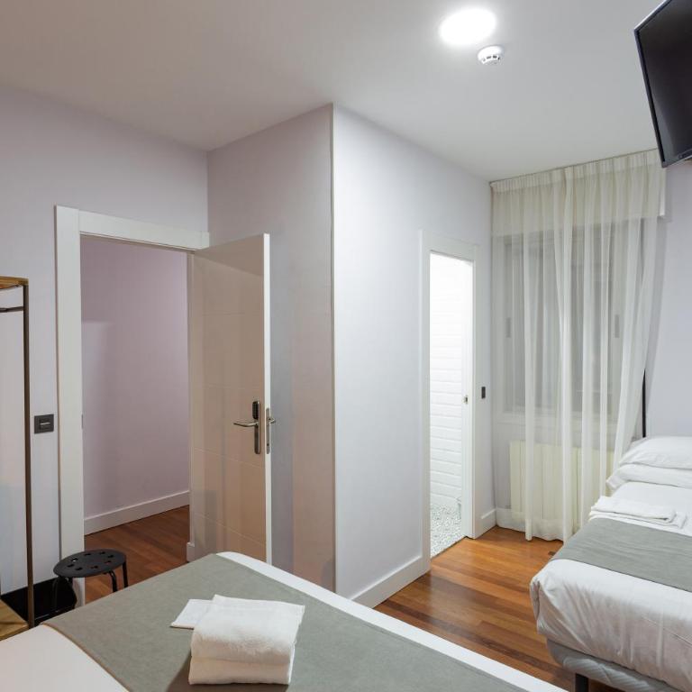 Casual Mardones Bilbao - Habitación Triple con baño privado - 13