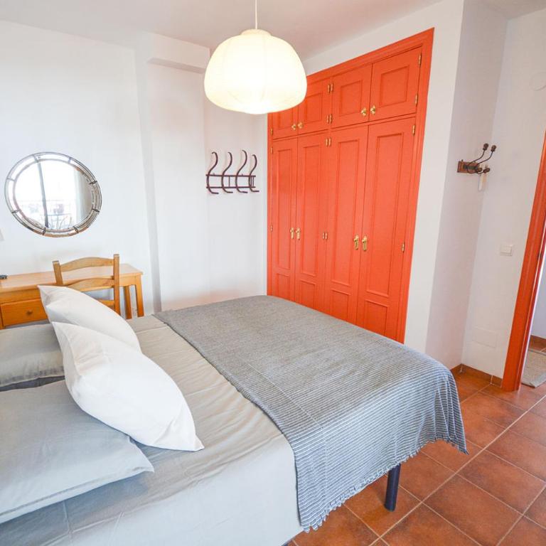 La Fuente APT6, Frigiliana Amazing 2 bedroom Family Apartment with views, Padel Court and 2 Pools HansOnHoliday Rentals - Apartamento de 2 dormitorios - 13