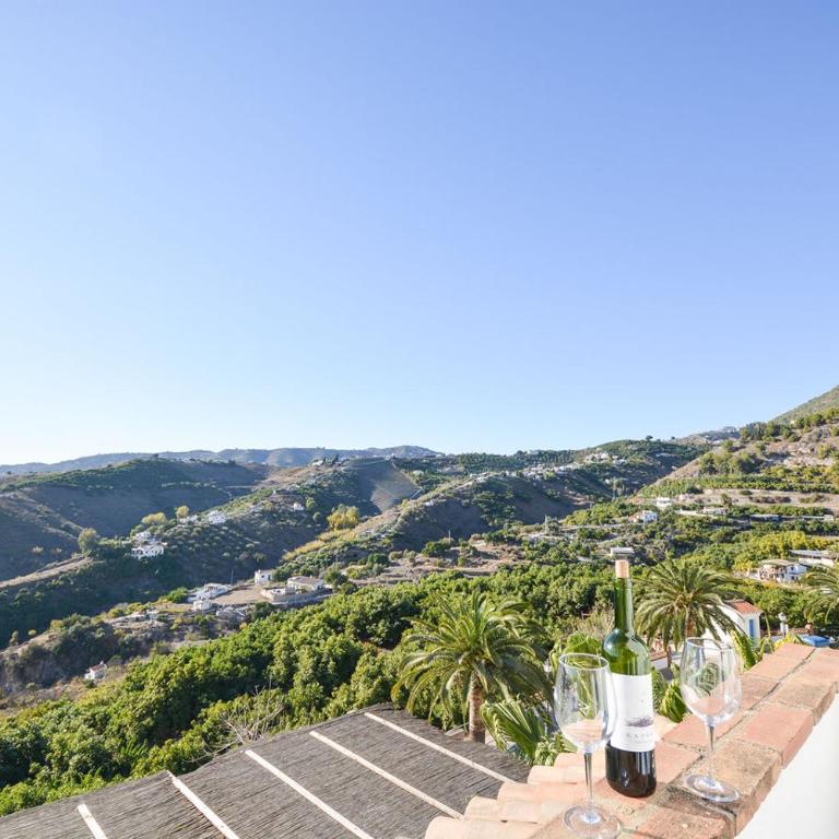 La Fuente APT6, Frigiliana Amazing 2 bedroom Family Apartment with views, Padel Court and 2 Pools HansOnHoliday Rentals - Apartamento de 2 dormitorios - 23
