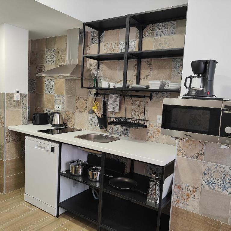 Apartamentos Pueblo Mar - Estudio Superior - 1