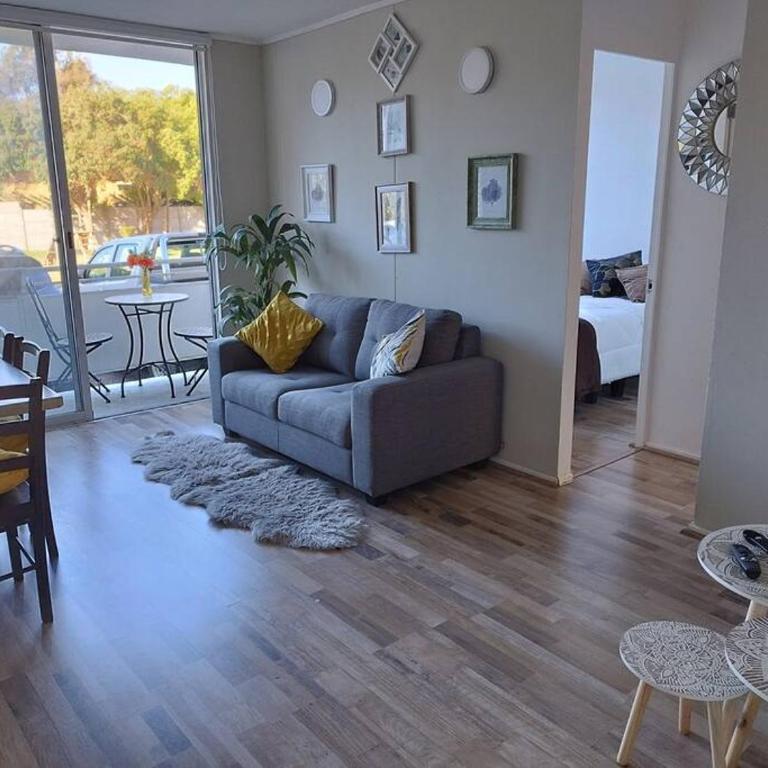 Depto. Cond Reinos Franco - Three-Bedroom Apartment - 1